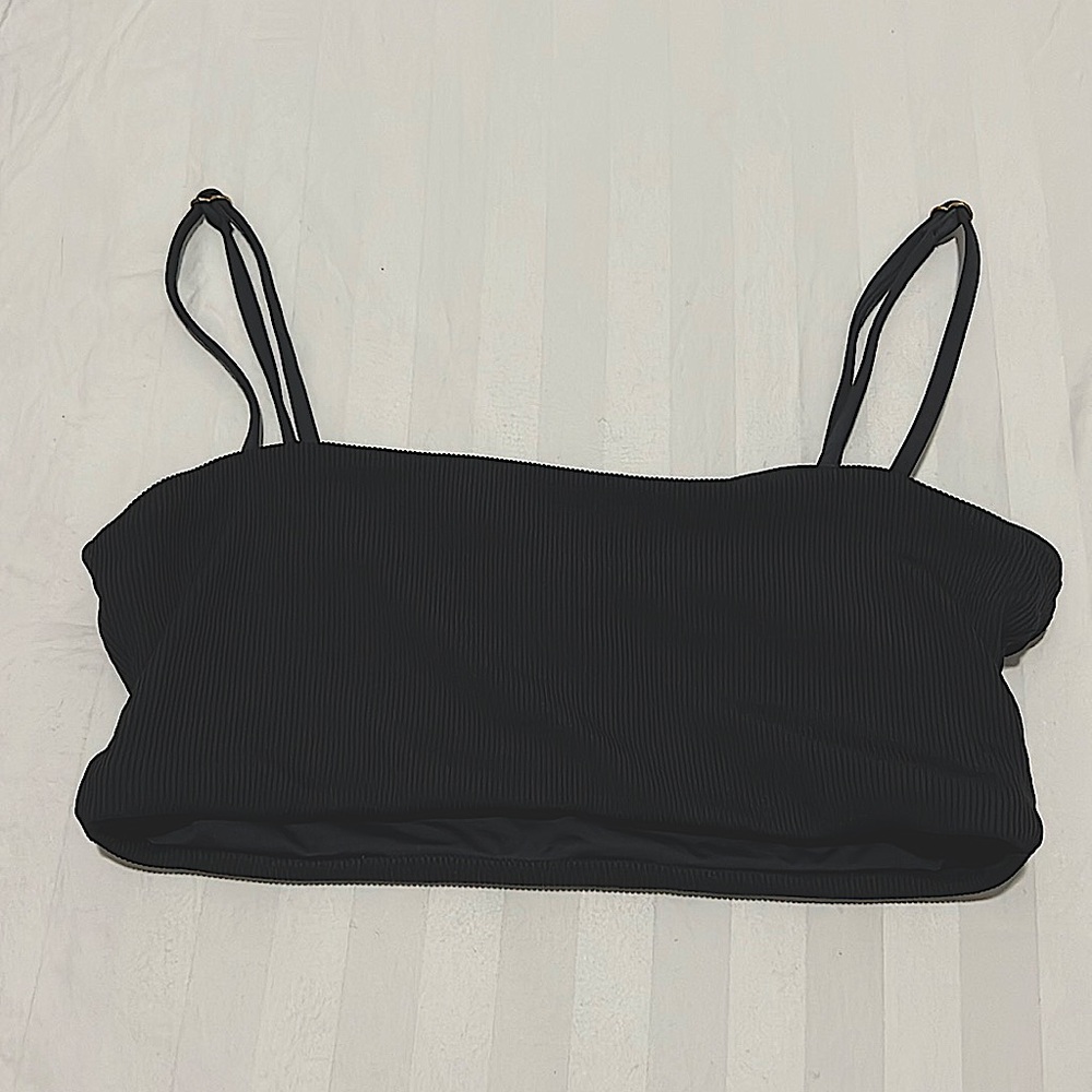L*SPACE Rebel Ribbed Top in Black Size Large